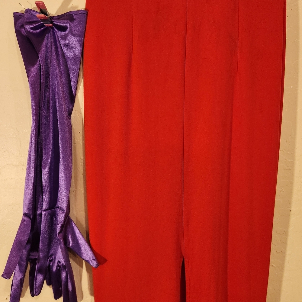 Jessica Rabbit Costume - Picture 4 of 11
